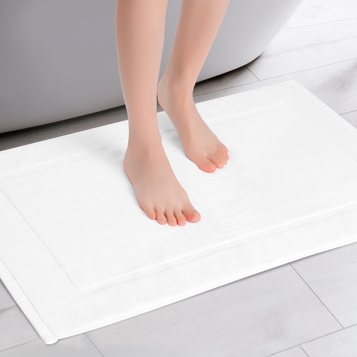BATH MAT