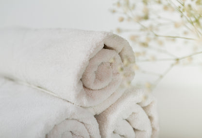 Reserve Towel Collection Hand Towel - 16x30 Inches - 100% 2-Ply Combed Cotton - 5.00 lbs. - Carton Pack of 8 Dozen (96 Towels)